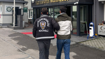 Hapis cezası ile aranıyordu, yakayı ele verdi!