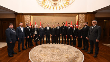 Ali Akgün ve yönetiminden İlhami Aktaş'a ziyaret