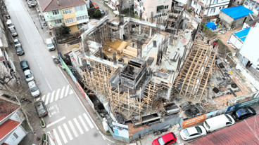 Yeni Kuruçeşme Merkez Camii'nde çalışmalar devam ediyor