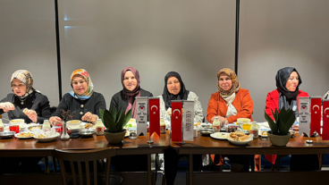 Kocaeli Anne Eli Derneği’nden iftar buluşması