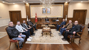 Tamer Ertuğ ve yeni yönetimi İlhami Aktaş’ı ziyaret etti