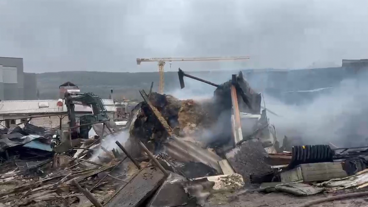 Ahırda çıkan yangında yüzlerce hayvan telef oldu!