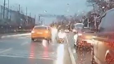 Trafik magandasının ehliyetine el konuldu