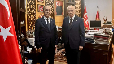 İl başkanlığı sonrası ilk resmi ziyaret; Kamil Akın, Bahçeli’ye rapor verdi