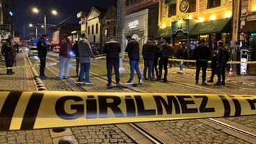 3 kişinin öldüğü silahlı saldırının şüphelileri adliyeye sevk edildi