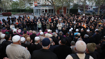 Körfezli ilk hacı kafilesi dualarla uğurlandı