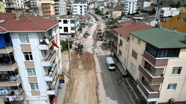 Uğur Mumcu Caddesi baştan sona yenileniyor