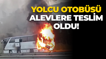 Kocaeli'de seyir halindeki otobüs alevlere teslim oldu!