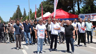 Vatan Partisi grevdeki P&G işçileriyle bayramlaştı