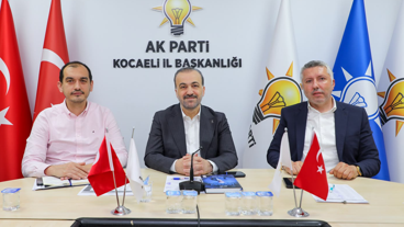 AK Parti Kocaeli'de yaz mesaisi başladı! Şahin Talus: Her kadememizle sahadayız