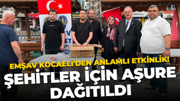 EMŞAV Kocaeli'den anlamlı etkinlik! Şehitler için aşure dağıtıldı