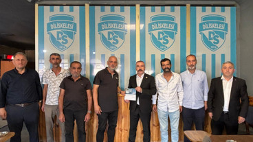 MHP Dilovası’ndan STK, spor kulübü ve muhtarlara ziyaret