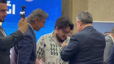 Yeniden Refah Partisi'nden istifa edip AK Parti'ye geçtiler
