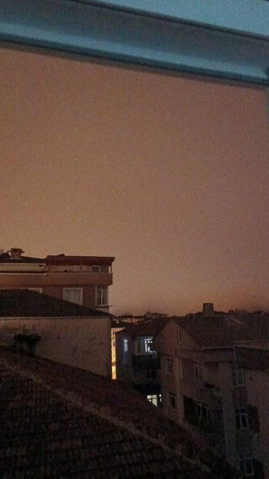 Depremden sonra kızıl gökyüzü paniği! Görüntüler gündem oldu - Resim: 6