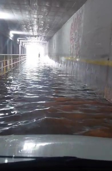 Kocaeli'yi sağanak vurdu: Araçlar mahsur kaldı - Resim : 3