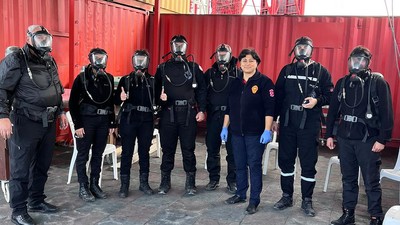 Kocaeli Büyükşehir Belediyesi'nden 'Gönüllü İtfaiyecilik Projesi'! 40 saatlik eğitimden geçtiler