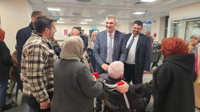 Gölcük Belediye Başkanı Ali Yıldırım Sezer personeli yalnız bırakmadı