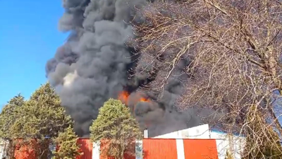 Kırklareli’nde yangın: Fabrika alevlerin esiri oldu