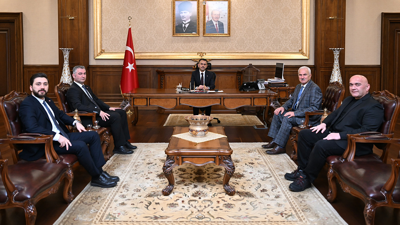 Bilişim ve Teknoloji Vakfı Başkanı İbrahim Çamkerten, İlhami Aktaş'ı ziyaret etti