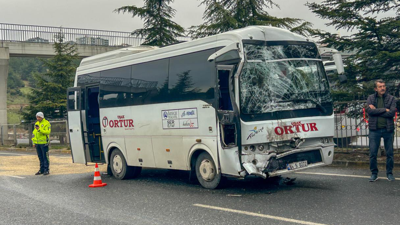 Uşak'ta işçi servisleri çarpıştı: Onlarca yaralı var!