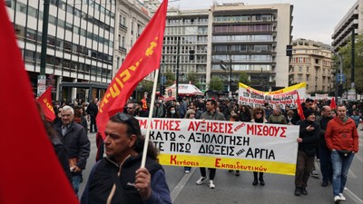 Halk sokağa çıktı, hükümetten tek istekleri var