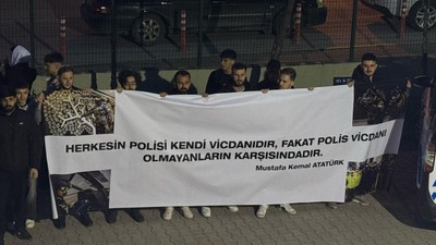 AK Parti Derince İlçe Gençlik Kolları polislerimizi unutmadı!