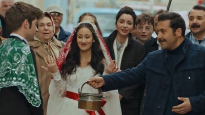 Gönül Dağı 174. Bölüm Gedelli'ye Gelen Davetsiz Misafir Düğünü Bozdu! TRT 1 Gönül Dağı Yeni Bölüm