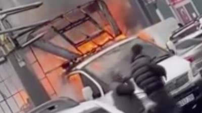 Korku dolu anlar! Panelvan minibüs alev aldı