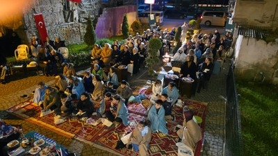''Çıpalı'da Şiir Akşamları'' gönüllere dokundu