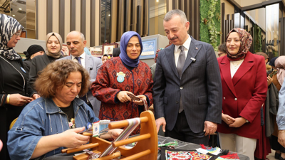 KOMEK sergisinde Türk dünyası rüzgarı esti