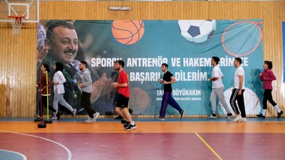 Kocaeli Büyükşehir, gençleri ücretsiz yetenek kurslarıyla sınavlara hazırlıyor