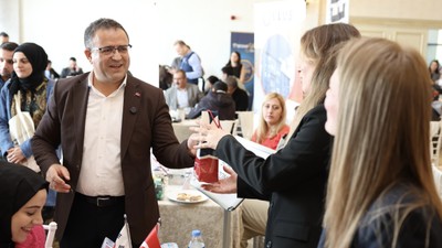 Derince Belediyesi'nden ikinci Kariyer ve İstihdam Günleri Buluşması