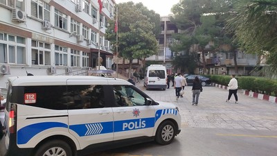 CHP'li belediyeye yönelik operasyonda 2 tutuklama