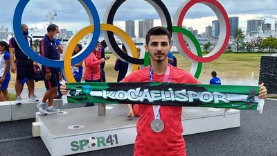 Şampiyon Eray Şamdan, Mısır’dan kutladı!