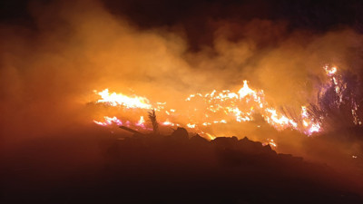 Sazlık alanda çıkan yangın büyümeden kontrol altına alındı