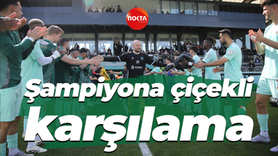 Şampiyona çiçekli karşılama