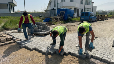 Kartepe Belediyesi’nden Acısu’da kapsamlı parke tamiratı