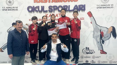 Körfezli karatecilerden 5 sporcu ile 5 şampiyonluk