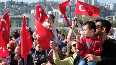 Milli İrade Meydanı'nda 23 Nisan coşkusu
