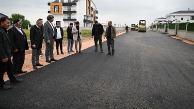 Kartepe'ye tonlarca asfalt serimi yapıldı