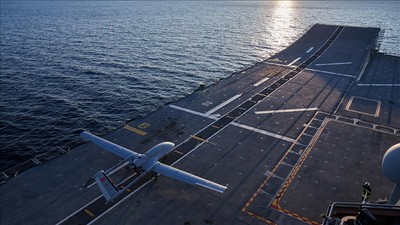 Bayraktar TB3 ve TCG Anadolu işbirliği tarih yazıyor!