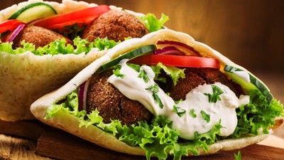 DAMAK ÇATLATAN FALAFEL TARİFİ | Tam Ölçülü Falafel Nasıl Yapılır?