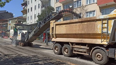 Büyükşehirden çevreci yaklaşım... Kaldırılan asfalt geri dönüştürülüyor