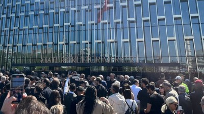 Sağlık sorunlarıyla boğuşan Ahmet Türk AKM'ye böyle geldi!