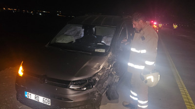 Cizre'de hafif ticari araç ile otomobil çarpıştı: 6 yaralı