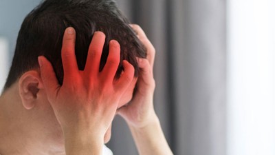 Deprem uzmanı beyin kanaması geçirdi