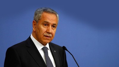 Bülent Arınç'tan o sarıya jet yanıt