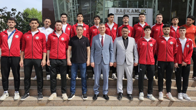 Gölcük Belediyespor Voleybol Takımı'nın hedefi: Türkiye Şampiyonası