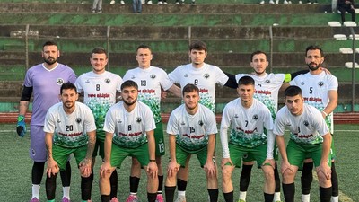 Kızderbent’i kızdırdılar! Karamürsel Stadı’nda kapkara bir gece!