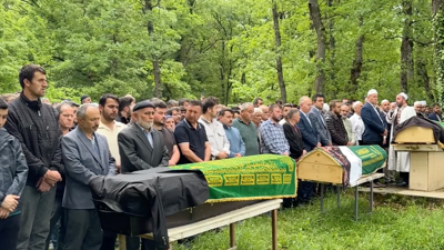 Acı olay'! Karı koca ve oğul yan yana defnedildi